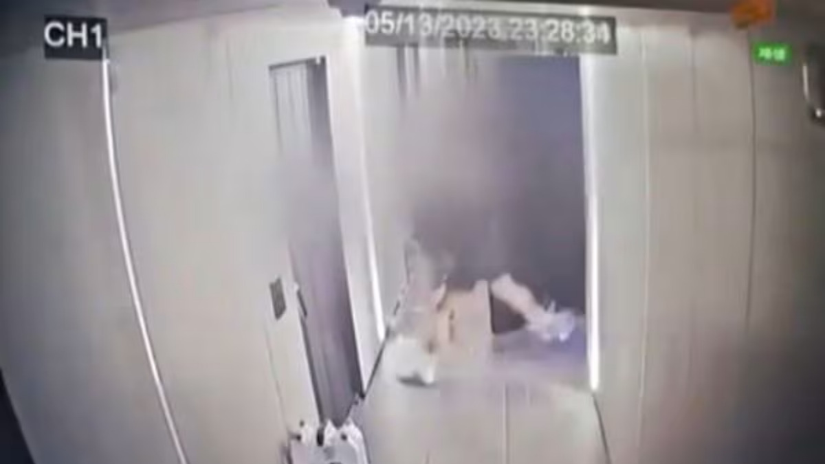 여친 성폭행 사건 당시 남자친구가 제지하려는 모습을 담은 CCTV